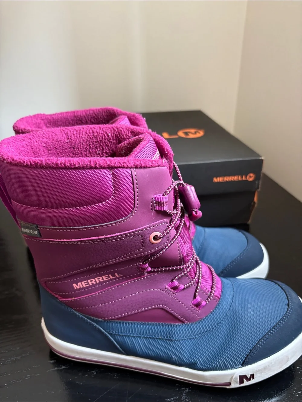 Merrell Girls' Magenta and Navy Waterproof Winter Snow Boots Sz 4